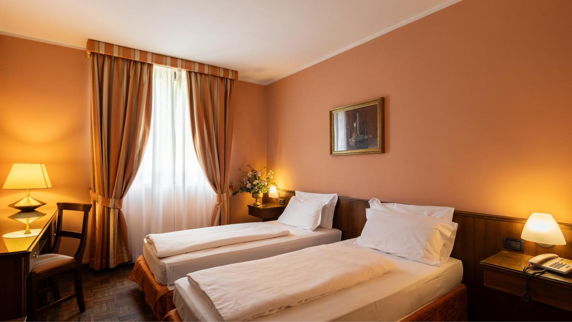 Hotel Lucrezia Borgia Ferrara Esterno foto