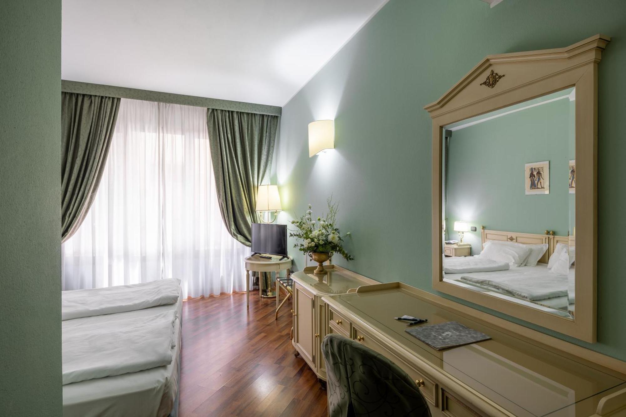 Hotel Lucrezia Borgia Ferrara Esterno foto