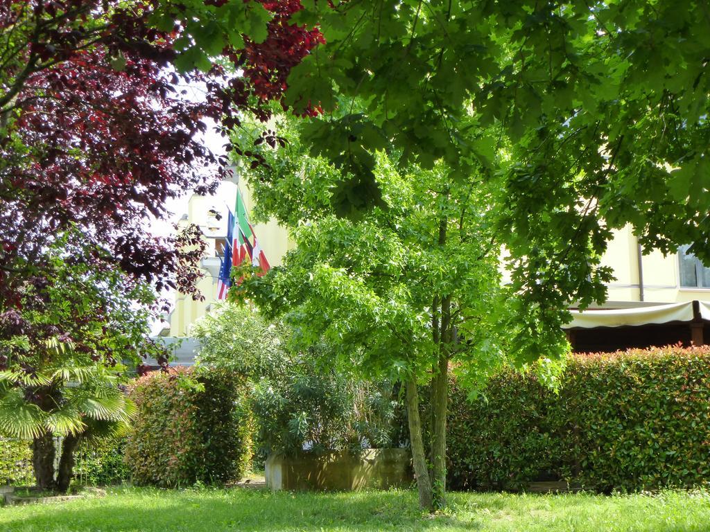 Hotel Lucrezia Borgia Ferrara Esterno foto