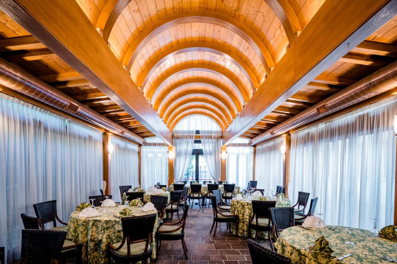 Hotel Lucrezia Borgia Ferrara Esterno foto