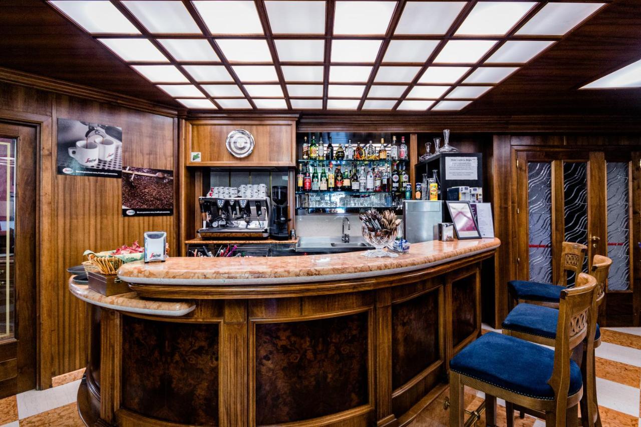 Hotel Lucrezia Borgia Ferrara Esterno foto